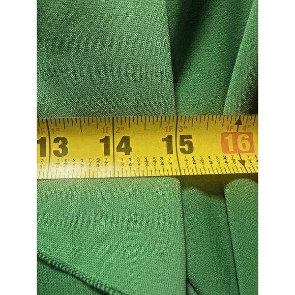 Kate Kasin Women’s Green Peplum Top Size M Long Sleeve Ruffle Shoulder Elegant B - Picture 6 of 8